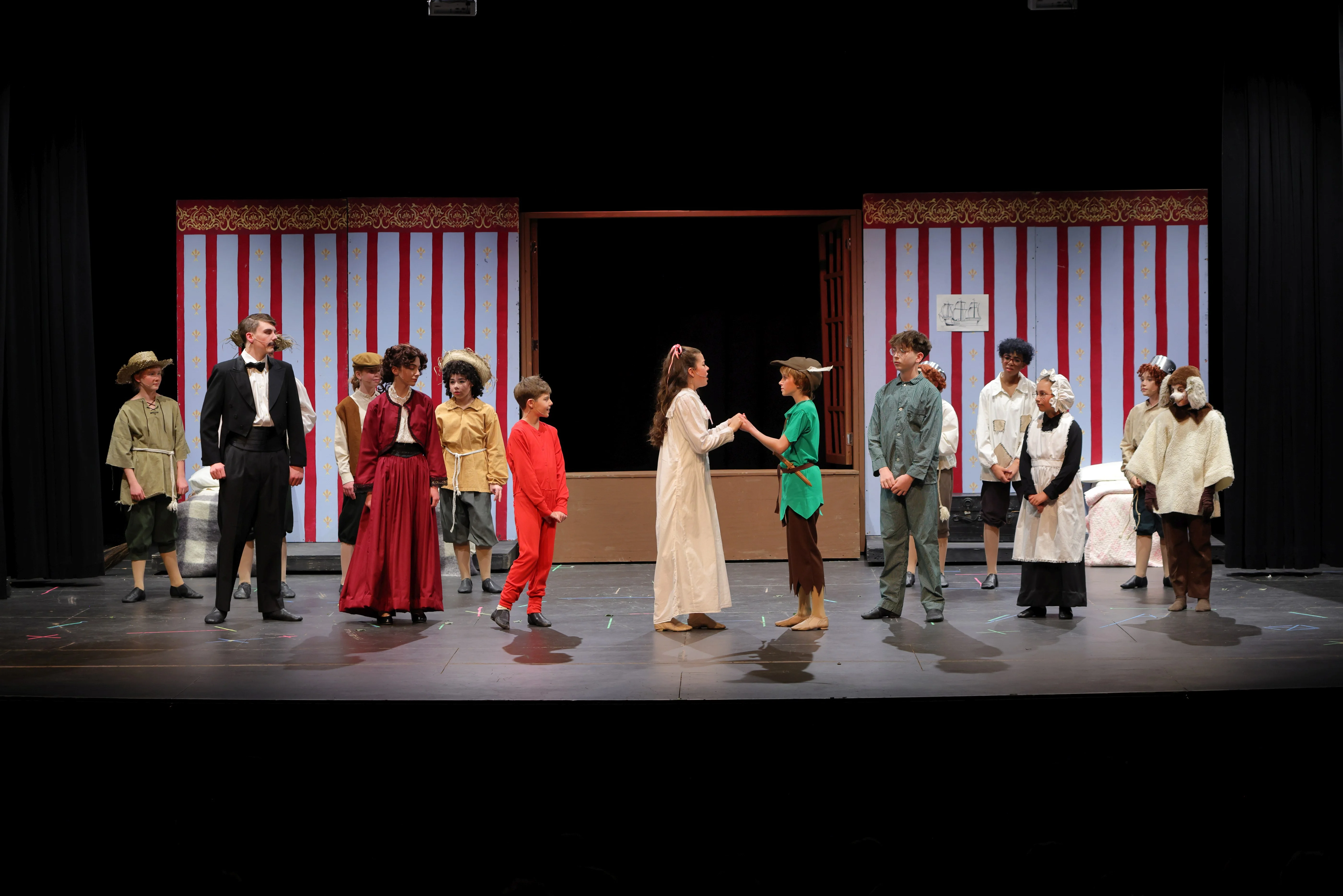 GB - Peter Pan production photo